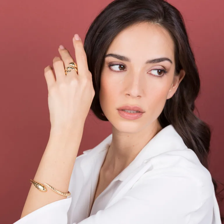 Anello Contrarié Serpente Martellato