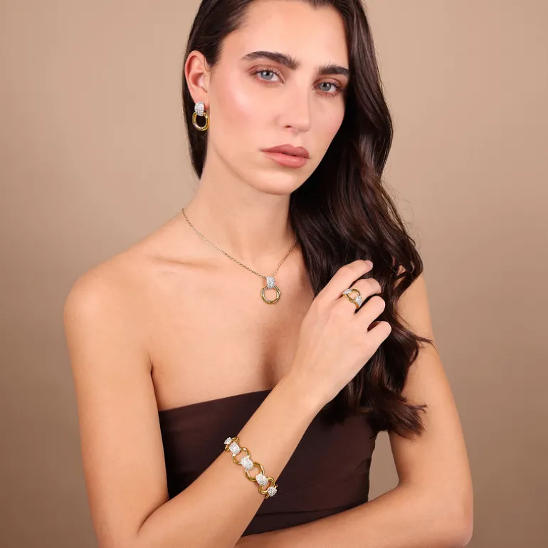 Bracciale con Maglie ad Anello Martellate e Pavé di Cubic Zirconia