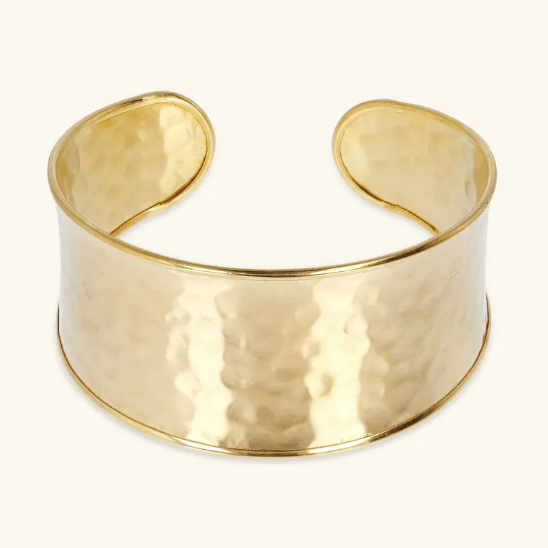 Bracciale Rigido a Fascia con Bordi in Rilievo Martellato
